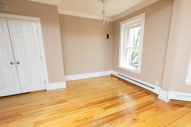 Photo - 29 Monument Sq Unit 2