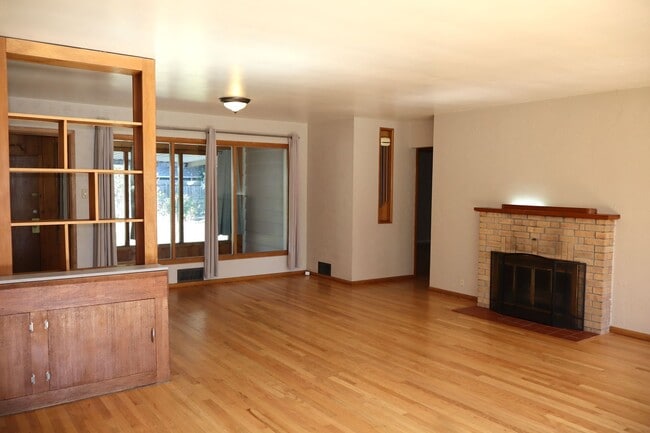 Photo - Cozy 2 Bedroom Home in Fort Collins