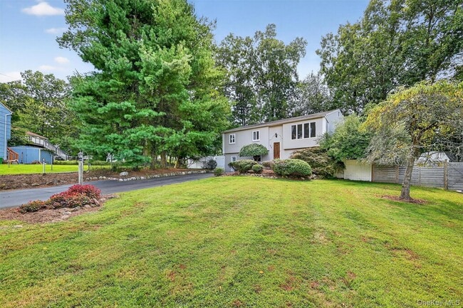 Photo - 731 Manette Ln