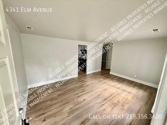 Photo - 4341 Elm Ave