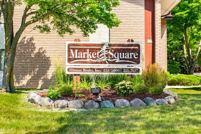 N76-W14675 Market Dr Unit 2