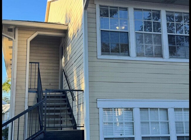 Building Photo - 1027 S Hiawassee Rd Unit 2321