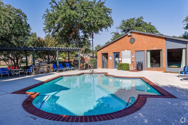 Building Photo - Windmill Terrace Rental