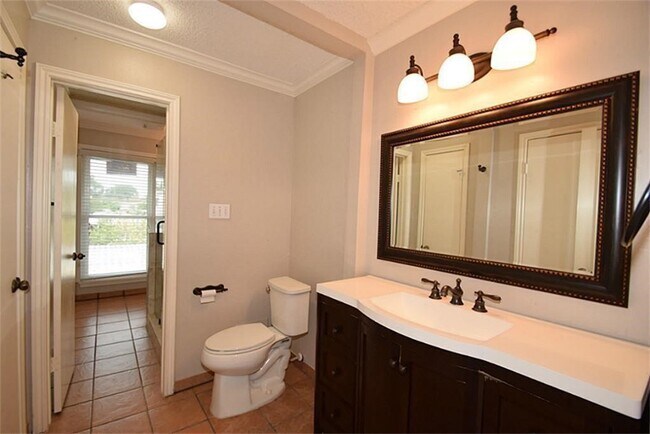 Photo - 9323 Westwood Village Dr Unit 6