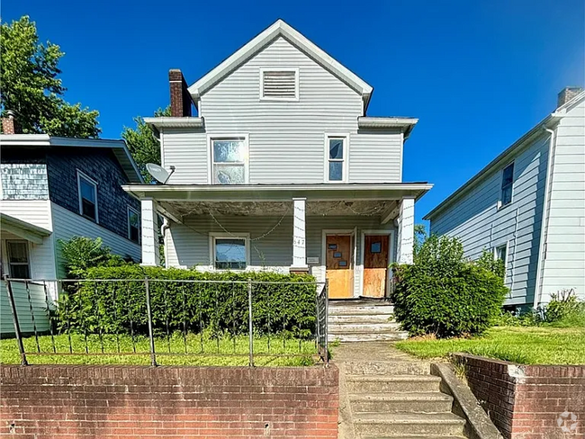 Building Photo - 647 Spruce Ave Unit 101 Rental