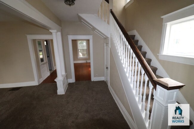 Photo - Large 2+1 Bedroom Home!