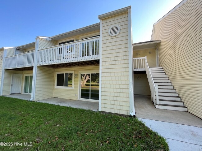 Building Photo - 2036 Sloop Point Loop Rd Unit A8 Rental
