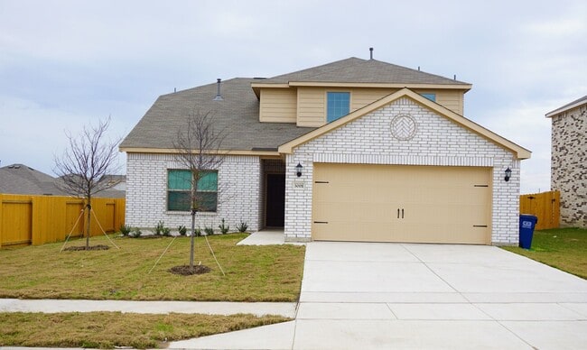 Building Photo - Modern 4 Bedroom Home in Windmill Farms with Community Pools and Trails