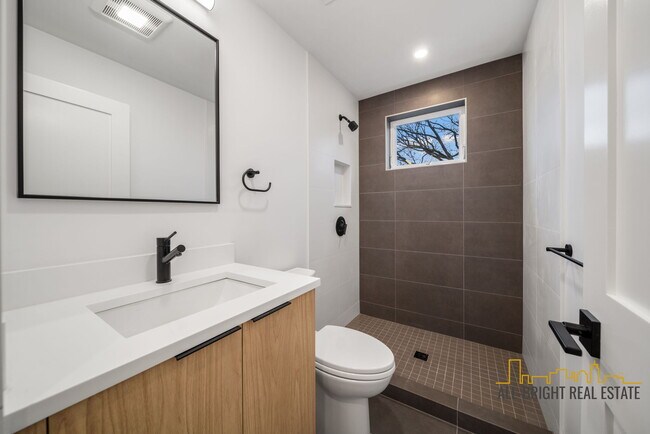 Photo - 7 Wenham St Unidad 1