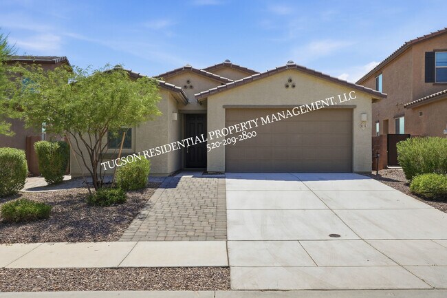 Building Photo - 8135 S Soltero Mine Dr