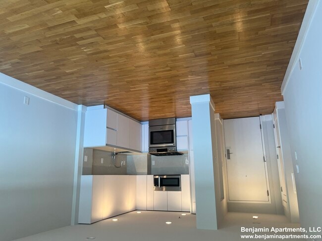 Photo - 1410 Columbia Rd Unit 6G