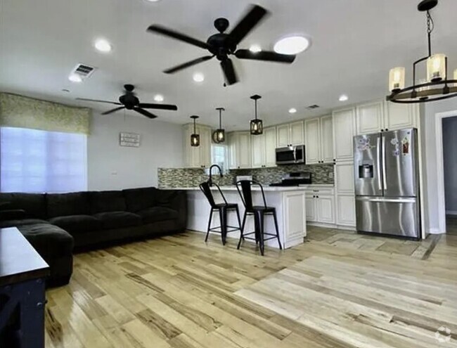 Building Photo - Cobalt - Back Unit A Rental