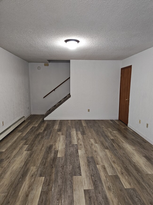 Photo - 621 N Rogers Ave Unit Apartment