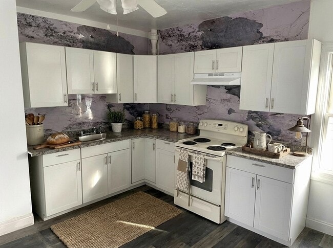 Photo - 49 Carpenter St Unit 3