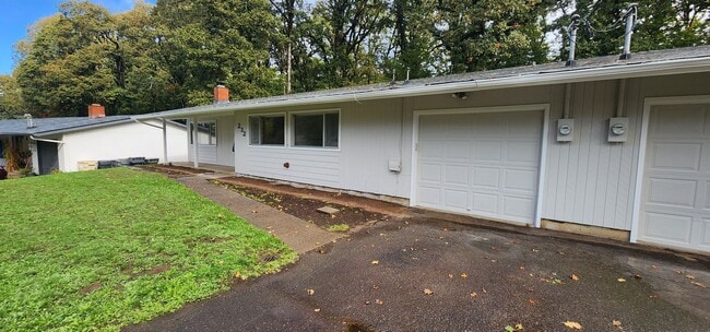 Building Photo - 230az Unit 232