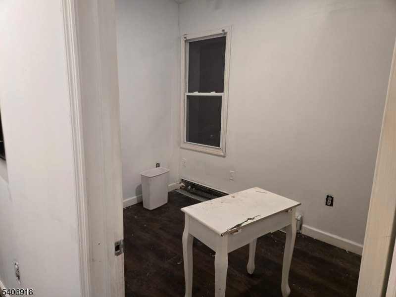 Photo - 38 11th Ave W