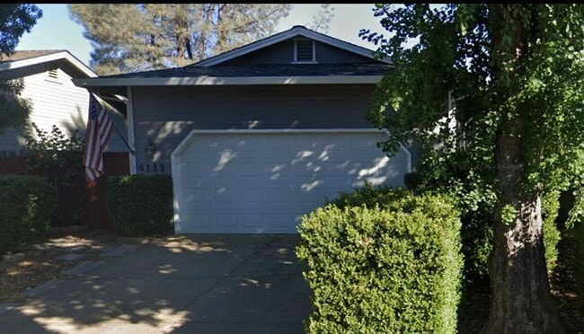 Building Photo - Downtown Shasta Lake Home Close to Shopping