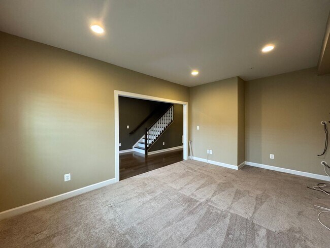 Photo - Stunning 4 Level 4 Bed 3/2 Bath Home With Balcony And Deck In Westmoore At Moorefield
