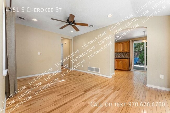 Photo - 4451 S Cherokee St