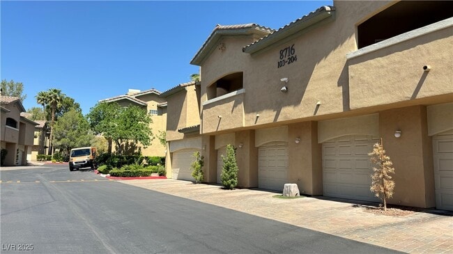 Building Photo - 8720 Red Brook Dr Unit 202 Rental