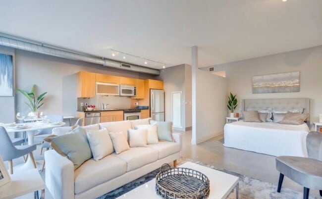 Photo - 1133 14th St NW Unidad 909