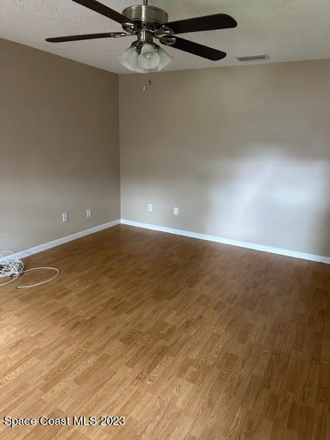 Photo - 1105 Santa Cruz Ave