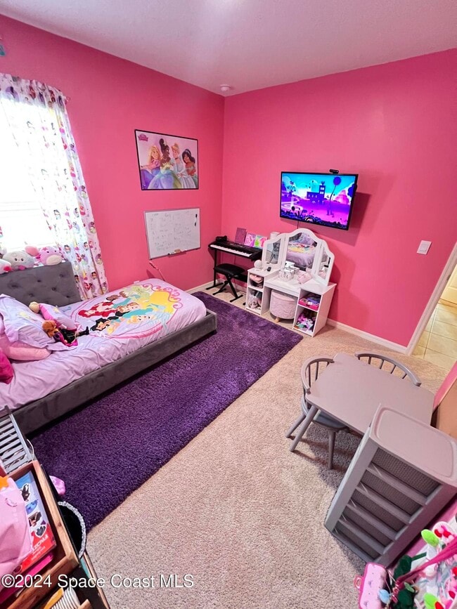 Photo - 919 Trinity St