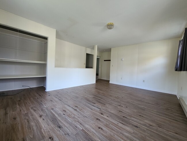 Photo - 39 Pioneer St Unit Apt B