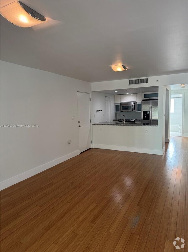 Building Photo - 7541 SW 61st Ave Unit 2 Rental