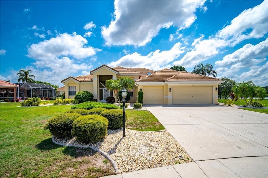 Photo - 1103 Signature Dr