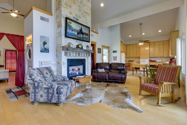 Photo - 102 Camey Cir Unit SI ID1596245P