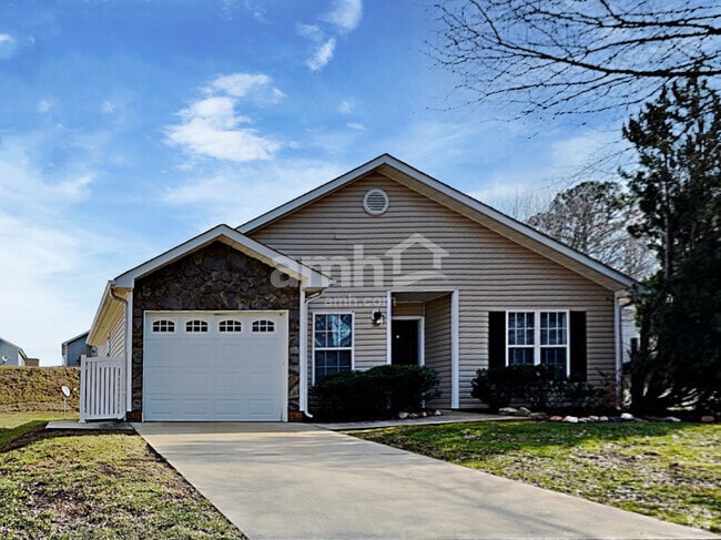 Building Photo - 105 Exeter Ct Rental