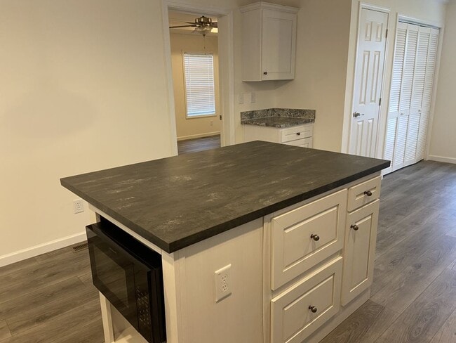 Photo - 7300 20th St