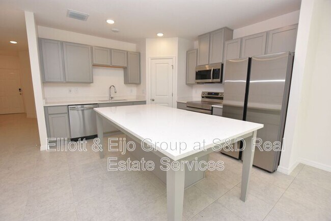 Photo - 3649 Majestic Dr