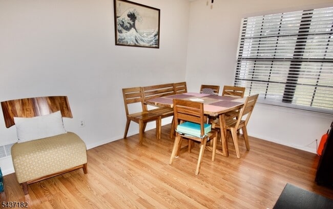 Photo - 78 Woodward Ln