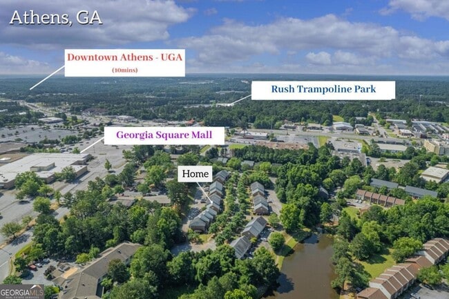 Photo - 320 Logmont Trace