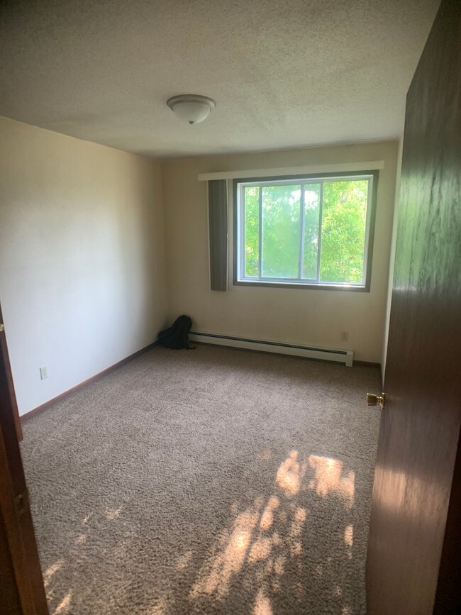 Photo - Kaeding Apartments - 343 Unidad 5