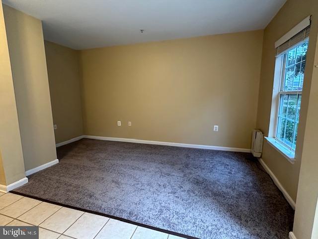 Photo - 21759 Dragons Green Square