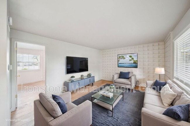 Photo - 109 S 9th St