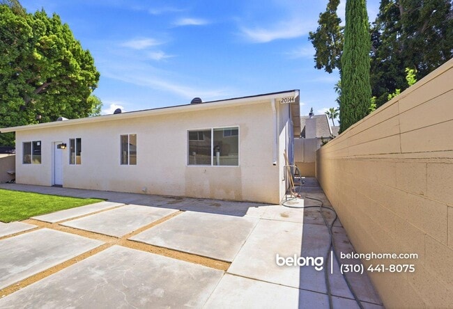 Photo - 20144 Stagg St