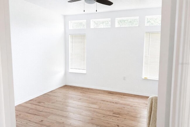 Photo - 10121 Evanston Ln