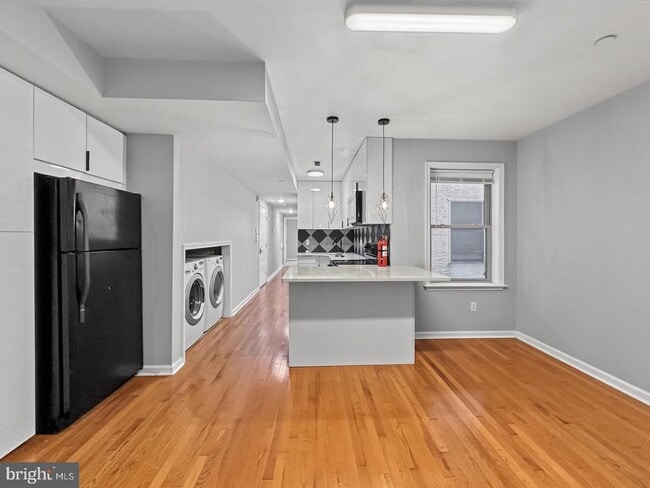 1811 Cecil B. Moore Ave Unit D
