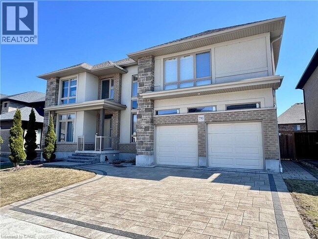 Photo - 793 Sundrops Ct