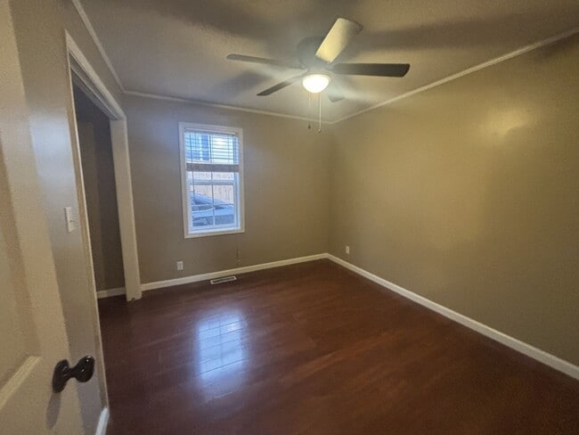 Photo - Coming Soon! Charming 2 bedroom/1 Bath Home in Desirable Area $1350