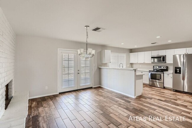 Photo - 10817 N 46th Ave