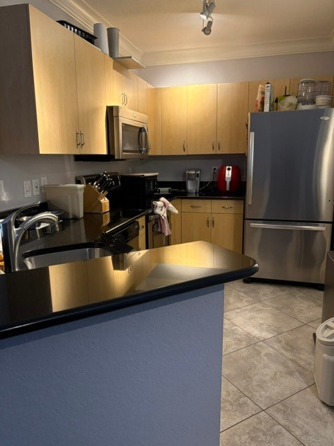 Photo - 404 Belmont Pl