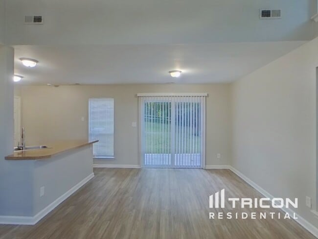 Photo - 5407 River Falls Dr