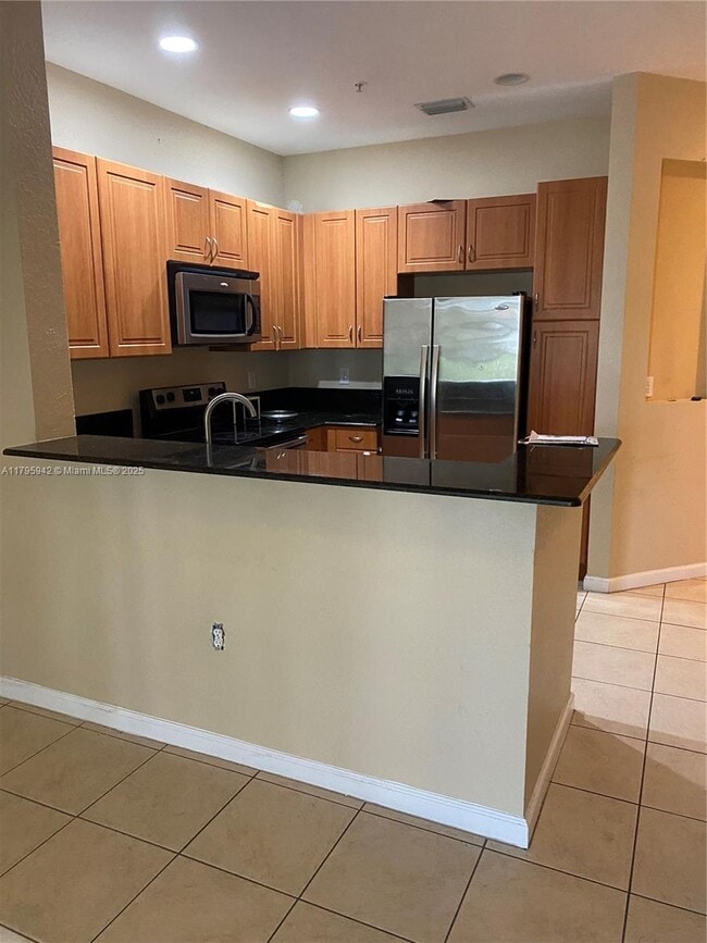 Photo - 2832 SW 81st Ave Casa Adosada