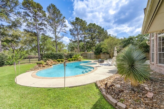 Photo - 5318 Pebble Way Ln