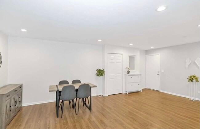 268 N Carter St Unit 201